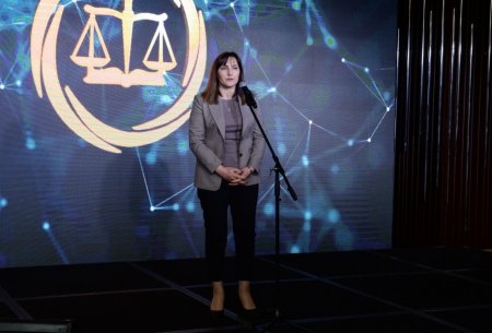 Ədliyyə işçilərinin peşə bayramına həsr olunan ictimai təqdimat keçirilib - FOTOLAR Ədliyyə işçilərinin peşə bayramına həsr olunan ictimai təqdimat keçirilib - FOTOLAR