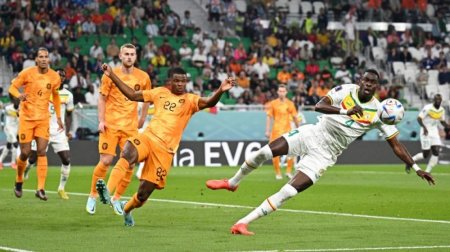 Futbol üzrə dünya çempionatı: Niderland yığması Seneqal komandasını məğlub edib