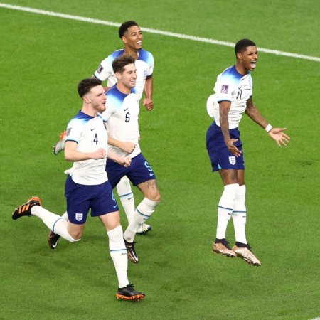 Futbol üzrə dünya çempionatı: İngiltərə Uels komandasını böyük hesabla məğlub edib Futbol üzrə dünya çempionatı: İngiltərə Uels komandasını böyük hesabla məğlub edib