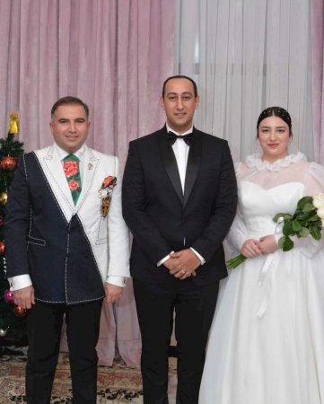 Emil Musayev tanınmış şəxsin qızı ilə evlənir — FOTOLAR Emil Musayev tanınmış şəxsin qızı ilə evlənir — FOTOLAR