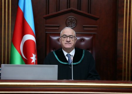 Ali Məhkəmənin Plenumunun iclasında məhkəmələrə yeni təyin olunan 40 hakim and içib