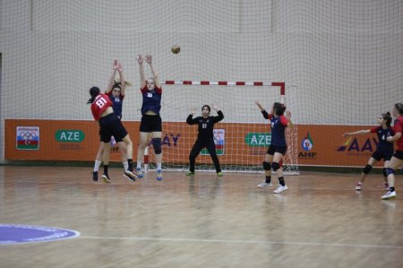 “Azəryol” ölkə çempionatında liderliyini davam etdirir - FOTO