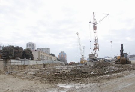 Metronun yeni tikilən stansiyasından FOTOLAR Metronun yeni tikilən stansiyasından FOTOLAR