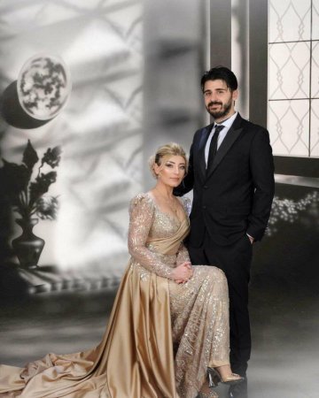 Emrahın gəlini ilə bağlı yeni məlumat: Zaqataladandır... - FOTO Emrahın gəlini ilə bağlı yeni məlumat: Zaqataladandır... - FOTO