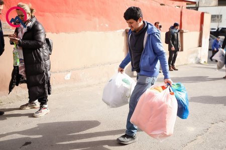 Yorğan gətirən kim, yemək gətirən kim... - FOTOLAR Yorğan gətirən kim, yemək gətirən kim... - FOTOLAR