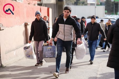 Yorğan gətirən kim, yemək gətirən kim... - FOTOLAR Yorğan gətirən kim, yemək gətirən kim... - FOTOLAR
