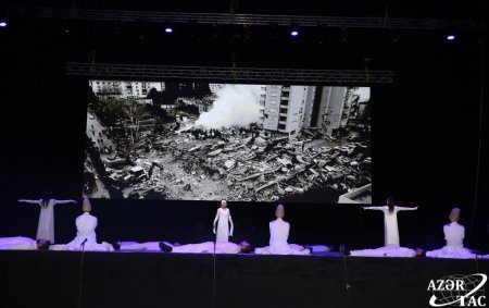 Əfsanəvi “Anadolu atəşi”ndən Bakıda möhtəşəm şou - FOTO Əfsanəvi “Anadolu atəşi”ndən Bakıda möhtəşəm şou - FOTO