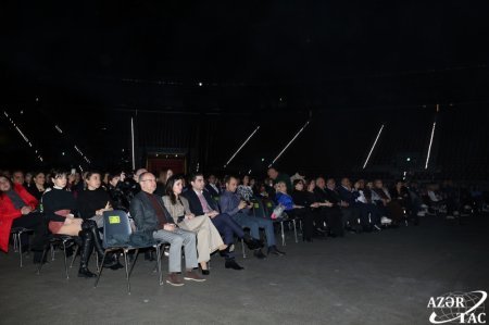 Əfsanəvi “Anadolu atəşi”ndən Bakıda möhtəşəm şou - FOTO Əfsanəvi “Anadolu atəşi”ndən Bakıda möhtəşəm şou - FOTO