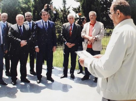 Əli Vahid Çaylı:   DÖZƏ BİLMİRƏM  - FOTO