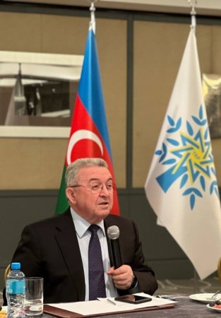 Ulu Öndər Heydər Əliyevin həyat və fəaliyyəti gənclər üçün nümunədir - FOTOLAR Ulu Öndər Heydər Əliyevin həyat və fəaliyyəti gənclər üçün nümunədir - FOTOLAR
