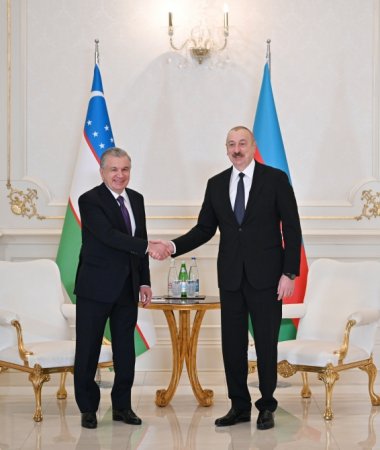 Azərbaycan Prezidenti İlham Əliyev Özbəkistan Prezidenti Şavkat Mirziyoyev ilə görüşüb YENİLƏNİB VİDEO
