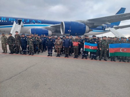 FHN-in Türkiyədə olan çevik xilasetmə qüvvələrinin növbəti qrupu ölkəmizə qayıdıb-FOTO FHN-in Türkiyədə olan çevik xilasetmə qüvvələrinin növbəti qrupu ölkəmizə qayıdıb-FOTO