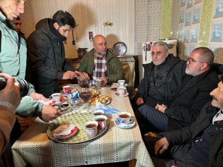 Sərvərə 2 mərtəbəli ev tikilir - FOTO Sərvərə 2 mərtəbəli ev tikilir - FOTO