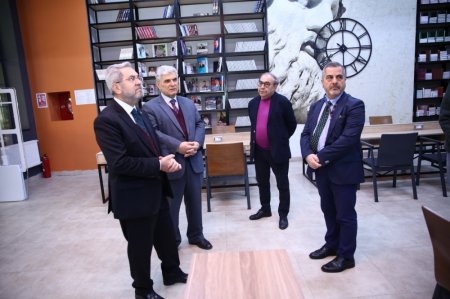 Ankara Universitetinin rektoru ADPU-da olub - FOTO Ankara Universitetinin rektoru ADPU-da olub - FOTO