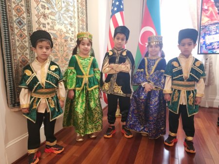 Səfirlik: ABŞ-dəki Azərbaycan Məktəbinin fəaliyyəti bərpa olunub - FOTOLAR Səfirlik: ABŞ-dəki Azərbaycan Məktəbinin fəaliyyəti bərpa olunub - FOTOLAR