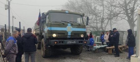 Laçın-Xankəndi yolu: Ötən gün ekoaksiya ərazisindən 81 avtomobil keçib - FOTO Laçın-Xankəndi yolu: Ötən gün ekoaksiya ərazisindən 81 avtomobil keçib - FOTO