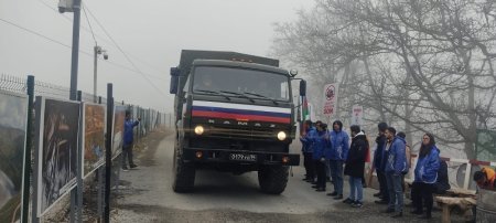 Laçın-Xankəndi yolu: Ötən gün ekoaksiya ərazisindən 81 avtomobil keçib - FOTO Laçın-Xankəndi yolu: Ötən gün ekoaksiya ərazisindən 81 avtomobil keçib - FOTO