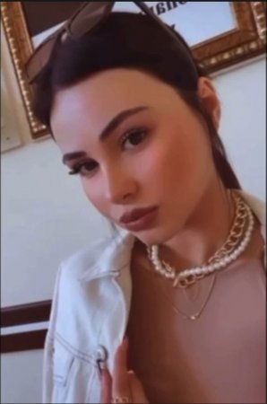 Özünü öldürən tələbə qızın FOTOSU Özünü öldürən tələbə qızın FOTOSU