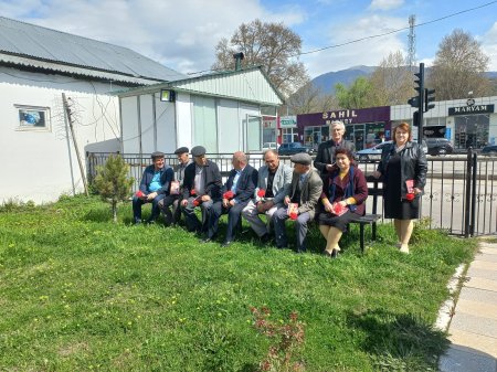 Bu gün Qəbələdə birinci Qarabağ döyüşlərinin şəhidi Eldəniz Mehdiyevin cənnətdə 29-cu bahar yaşı qeyd olundu - FOTOLAR Bu gün Qəbələdə birinci Qarabağ döyüşlərinin şəhidi Eldəniz Mehdiyevin cənnətdə 29-cu bahar yaşı qeyd olundu - FOTOLAR