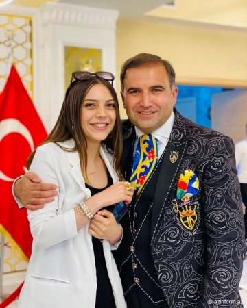 Azərbaycanlı qadın müğənni QƏFİL VƏFAT ETDİ - FOTO