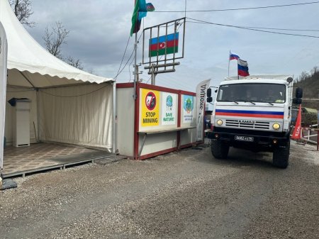 Aksiya: 120 gün ərzində 6 mindən çox avtomobilin Laçın-Xankəndi yolundan sərbəst hərəkəti təmin edilib - FOTO Aksiya: 120 gün ərzində 6 mindən çox avtomobilin Laçın-Xankəndi yolundan sərbəst hərəkəti təmin edilib - FOTO