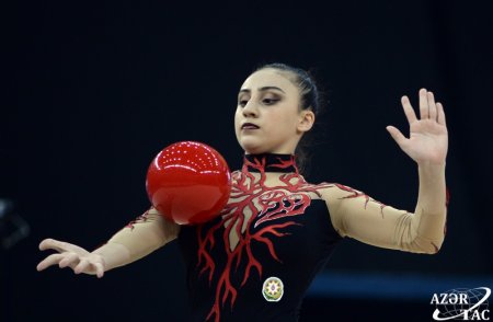 Dünya kuboku: Gimnastımız Zöhrə Ağamirova yarışın finalına yüksəlib - FOTO