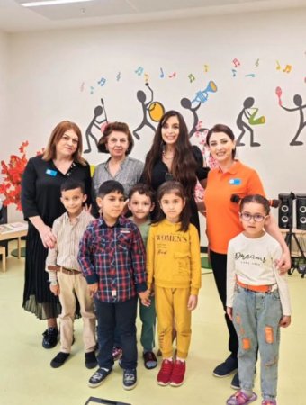 Leyla Əliyeva Uşaqların Sağlam Gələcəyi Erkən Müdaxilə Mərkəzində olub