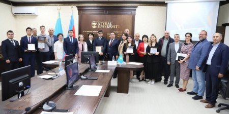 Aktauda Ulu Öndər Heydər Əliyevin 100 illiyinə həsr olunmuş elmi-praktik konfrans keçirilib - FOTOLAR Aktauda Ulu Öndər Heydər Əliyevin 100 illiyinə həsr olunmuş elmi-praktik konfrans keçirilib - FOTOLAR