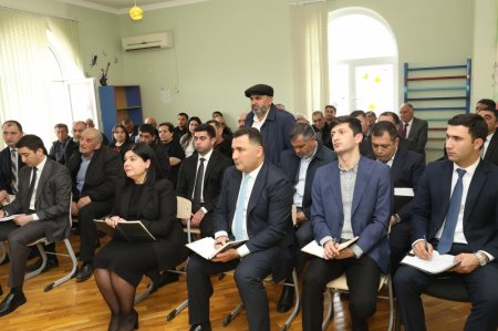 Abşeron rayonunda vətəndaş qəbullarının keçirilməsi davam etdirilir - FOTOLAR