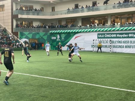 FHN-in komandası Ümummilli Liderin 100 illiyinə həsr edilmiş minifutbol turnirinin qalibi olub - FOTO