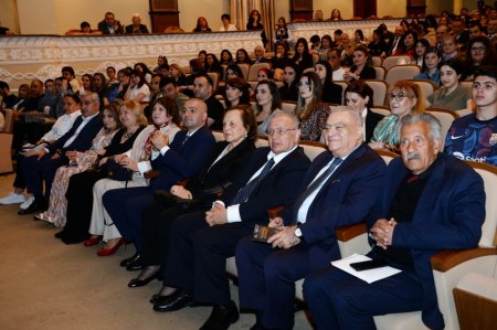 Xalq yazıçısı Elçinin 80 illik yubileyi qeyd olunub - FOTO