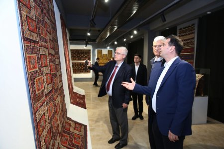 Beynəlxalq tədbirin iştirakçıları Şuşa şəhərində bərpa və yenidənqurma işləri ilə tanış olublar - FOTOLAR