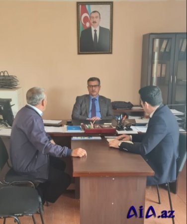Novruz Aslanov kəndlərdə səyyar qəbul keçirdi -Fotolar Novruz Aslanov kəndlərdə səyyar qəbul keçirdi -Fotolar
