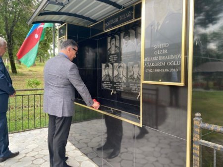 Novruz Aslanov kəndlərdə səyyar qəbul keçirdi -Fotolar Novruz Aslanov kəndlərdə səyyar qəbul keçirdi -Fotolar