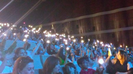 Türkiyənin sevilən müğənnisi Çelik Bakıda konsert verib - FOTOLAR Türkiyənin sevilən müğənnisi Çelik Bakıda konsert verib - FOTOLAR