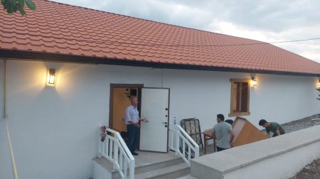 Laçına qayıdan ailələrə evlərinin açarları verilib - FOTOLAR