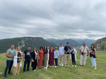 Diaspor nümayəndələrinin Şuşaya 8-ci səfəri gerçəkləşib - FOTOLAR Diaspor nümayəndələrinin Şuşaya 8-ci səfəri gerçəkləşib - FOTOLAR