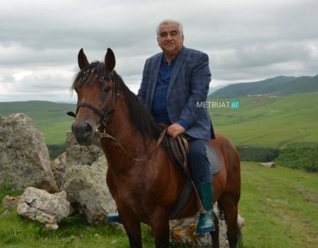 İcra başçısı sakinlərlə görüşə atla getdi - FOTO
