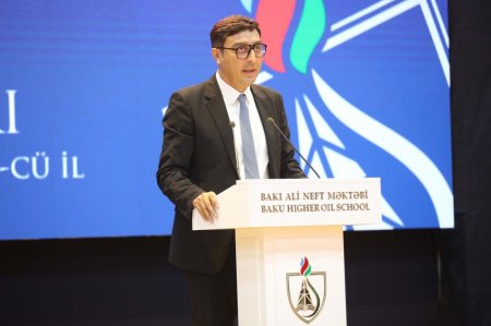 SOCAR-ın Bakı Ali Neft Məktəbində Məzun Günü keçirilib - FOTOLAR SOCAR-ın Bakı Ali Neft Məktəbində Məzun Günü keçirilib - FOTOLAR