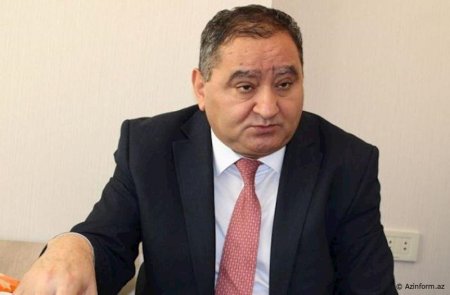 “Elm və təhsil naziri milləti təhqir edir” — Deputat Emin Əmrullayevi “TOPA TUTDU”