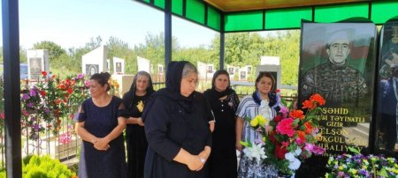 İki qardaş-ikisi də hərbçi, ikisi də İkinci Vətən Müharibəsi iştirakçısı-BİRİ ŞƏHİD, BİRİ QAZİ – ŞƏHİD QARDAŞ ELŞƏN MEHBALIYEVİN BU GÜN CƏNNƏTDƏKİ ÜÇÜNCÜ DOĞUM GÜNÜDÜR, ONUN 29 YAŞI TAMAM OLUR… – FOTOLAR – YENİLƏNİB