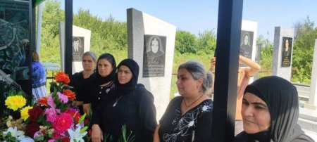 İki qardaş-ikisi də hərbçi, ikisi də İkinci Vətən Müharibəsi iştirakçısı-BİRİ ŞƏHİD, BİRİ QAZİ – ŞƏHİD QARDAŞ ELŞƏN MEHBALIYEVİN BU GÜN CƏNNƏTDƏKİ ÜÇÜNCÜ DOĞUM GÜNÜDÜR, ONUN 29 YAŞI TAMAM OLUR… – FOTOLAR – YENİLƏNİB