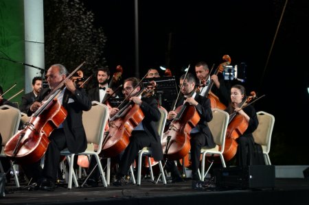 XIII Qəbələ Beynəlxalq Musiqi Festivalının açılış mərasimi olub - FOTOLAR XIII Qəbələ Beynəlxalq Musiqi Festivalının açılış mərasimi olub - FOTOLAR