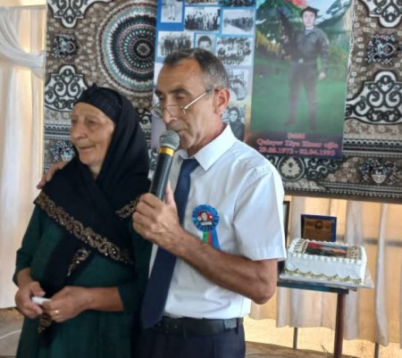 Bərdədə şəhid Ziya Quliyevin xatirəsi anılıb - FOTOLAR Bərdədə şəhid Ziya Quliyevin xatirəsi anılıb - FOTOLAR