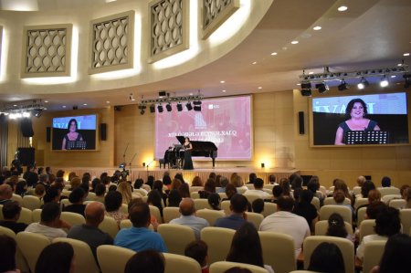 XIII Qəbələ Beynəlxalq Musiqi Festivalının növbəti konserti İohannes Bramsın 190 illiyinə həsr olunub - FOTOLAR