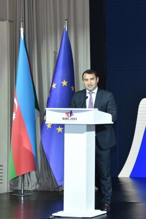 Bakıda Avropa Gənclər Parlamentinin 99-cu Beynəlxalq Sessiyasının açılış mərasimi olub Bakıda Avropa Gənclər Parlamentinin 99-cu Beynəlxalq Sessiyasının açılış mərasimi olub