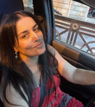 Elza Seyidcahanı makiyajsız halda görənlər tanımadı - FOTO