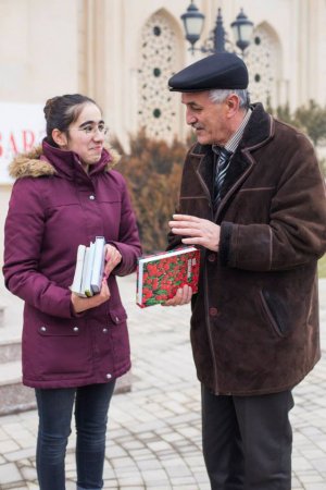 ÖMRÜNÜN MÜDRİKLİK DÖVRÜNÜ YAŞAYAN MÜƏLLİM - FOTOLAR