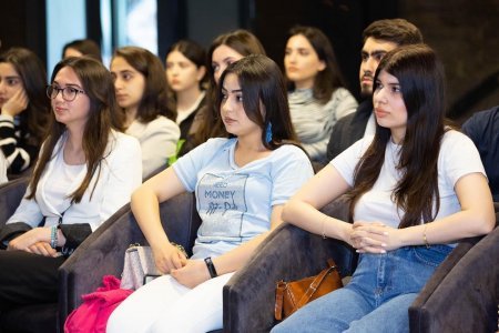 “Könüllülər üçün insan resurslarının idarəedilməsi üzrə baza təlimləri” layihəsi başa çatıb.