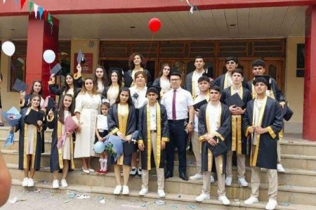 Bir sinfin bütün şagirdləri tələbə oldu - FOTOLAR
